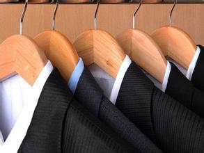 大型洗涤设备清洗后的衣物保养